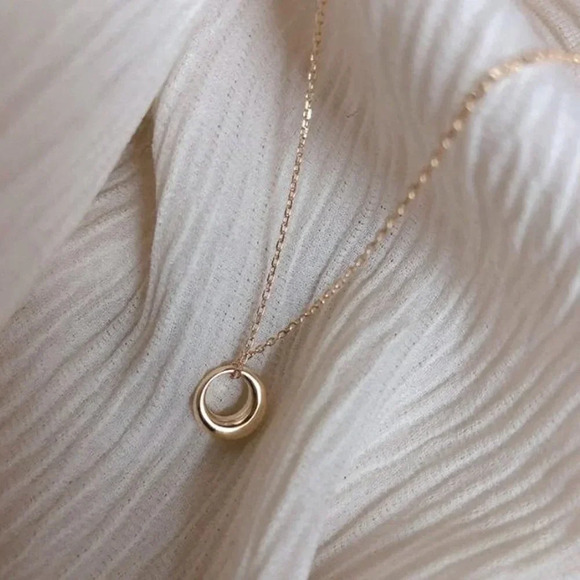 Sterling Silver Minimalist Gold Circle Necklace - Picture 1 of 7